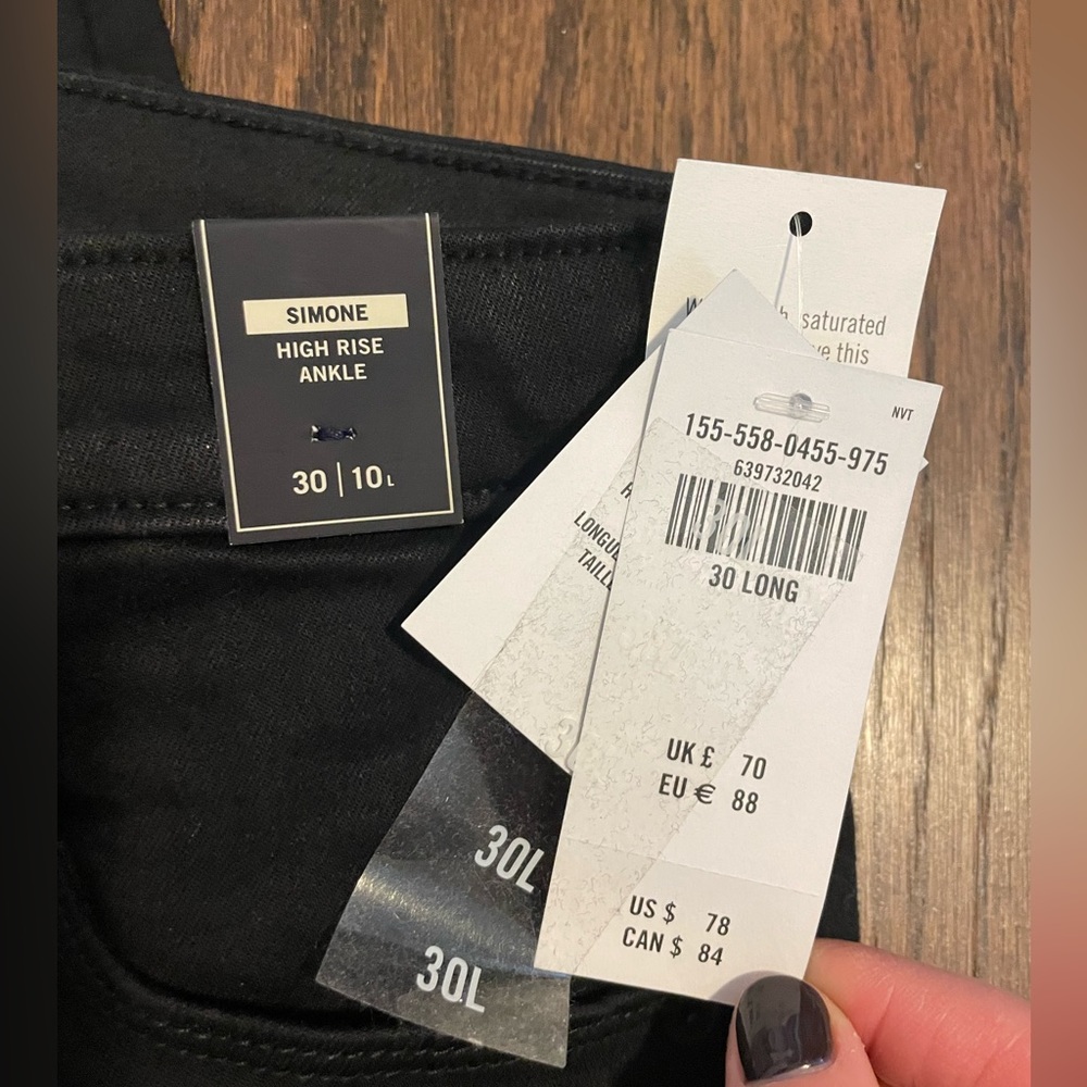 A&F- Simone High Rise Skinny - Picture 12 of 12